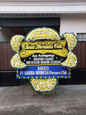 Papan Bunga Duka di Waeapo